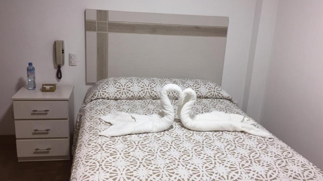 Hostal Victoria Ліма Екстер'єр фото